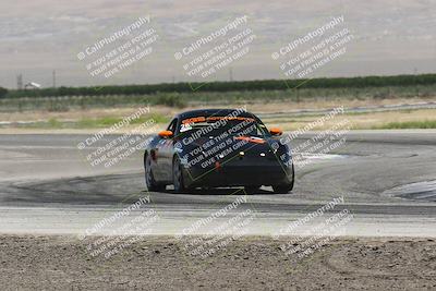 media/Jun-01-2024-CalClub SCCA (Sat) [[0aa0dc4a91]]/Group 2/Race/